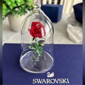 Swarovski Enchanted Rose Crystal Red Rose in Glass Dome
